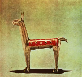 Figura de Llama de Plata, de Perú, después de 1438